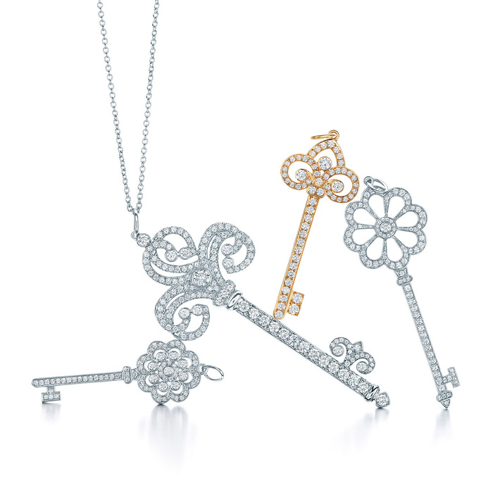 TIFFANY & Co. Keys系列高級珠寶墜鍊,價格電洽。